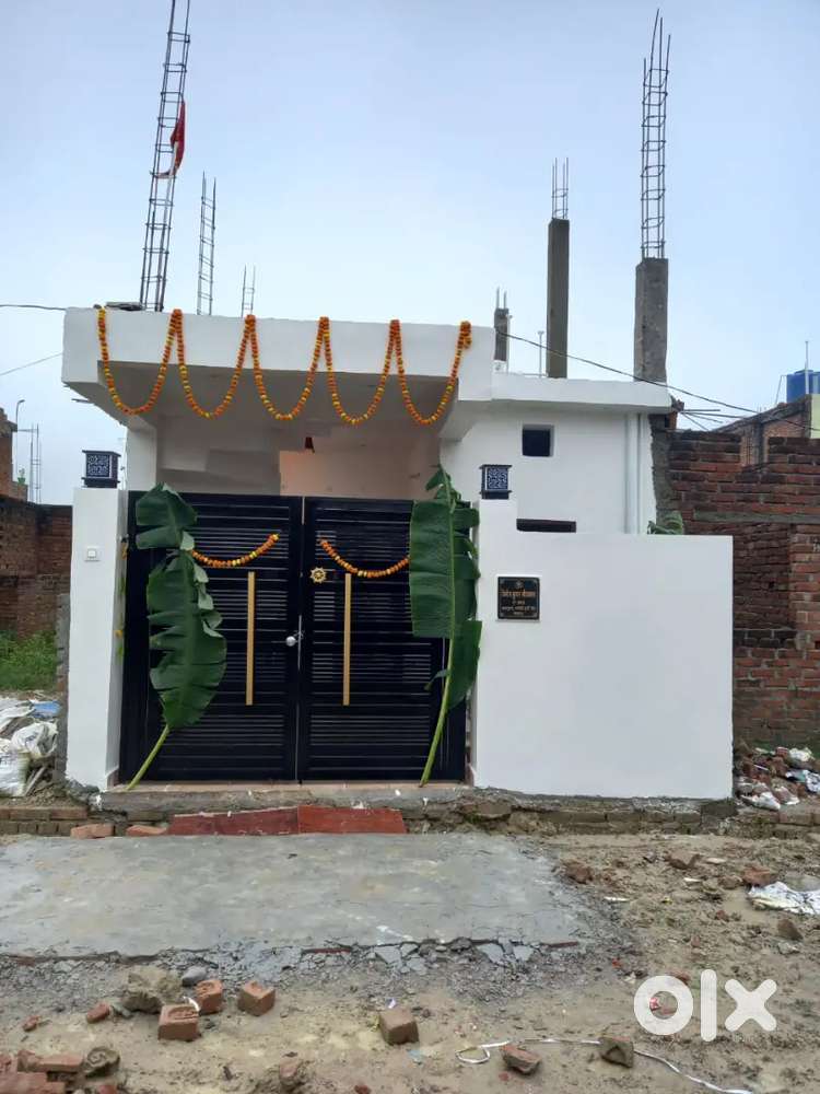 600 sq ft house at kursi road 19 lac
