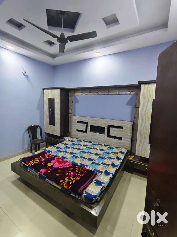Fully independent spacious pg/hostel rooms for students and bechlors