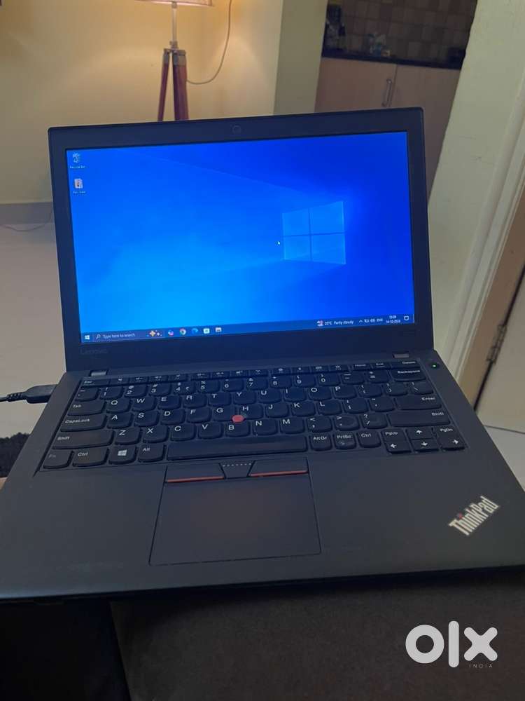 Lenovo thinkpad X270 - i5 6300U, 8gb Ram, 256 SSD