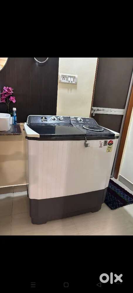 Lg semi automatic washing machine 9 kg in warranty