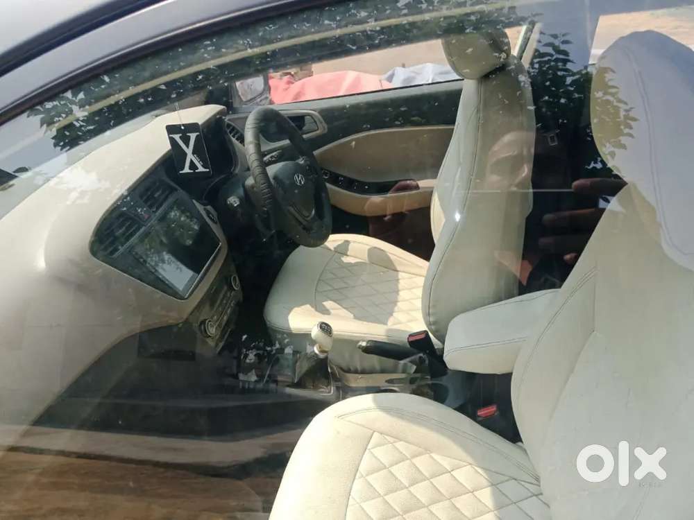 Hyundai Elite i20 2015 Petrol 100000 Km Driven