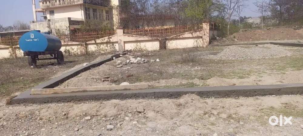 Plot For sale 183Gaj