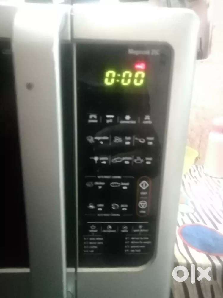 Microwave oven