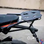 Duke 200/390 luggage carrier and paddock stand and gel cushion seat