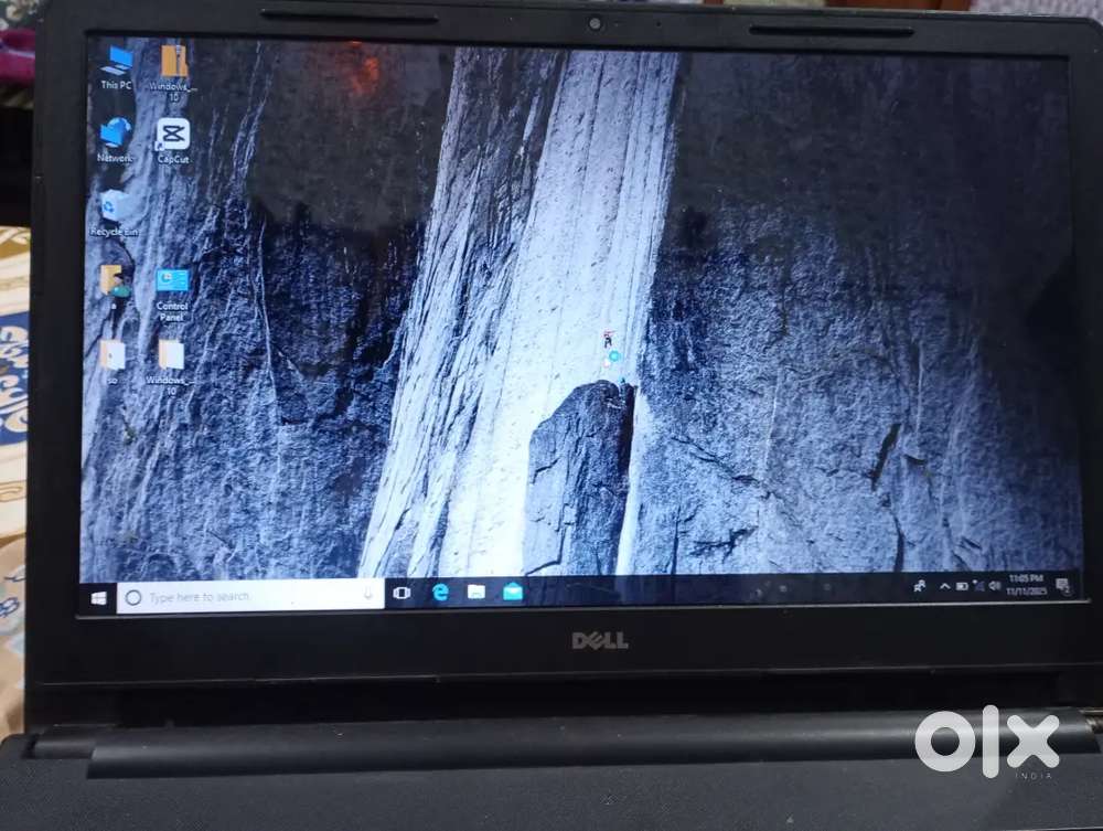 Dell Inspiron 14-3452 laptop in selling in good condition