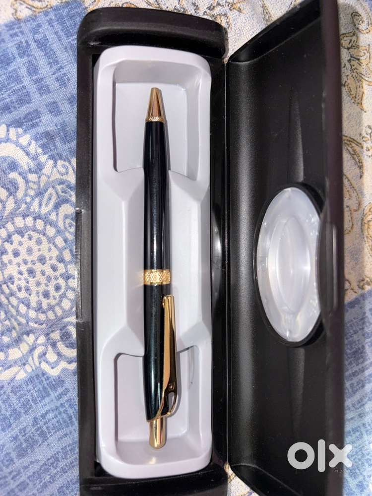 Limited edition peierre cardin