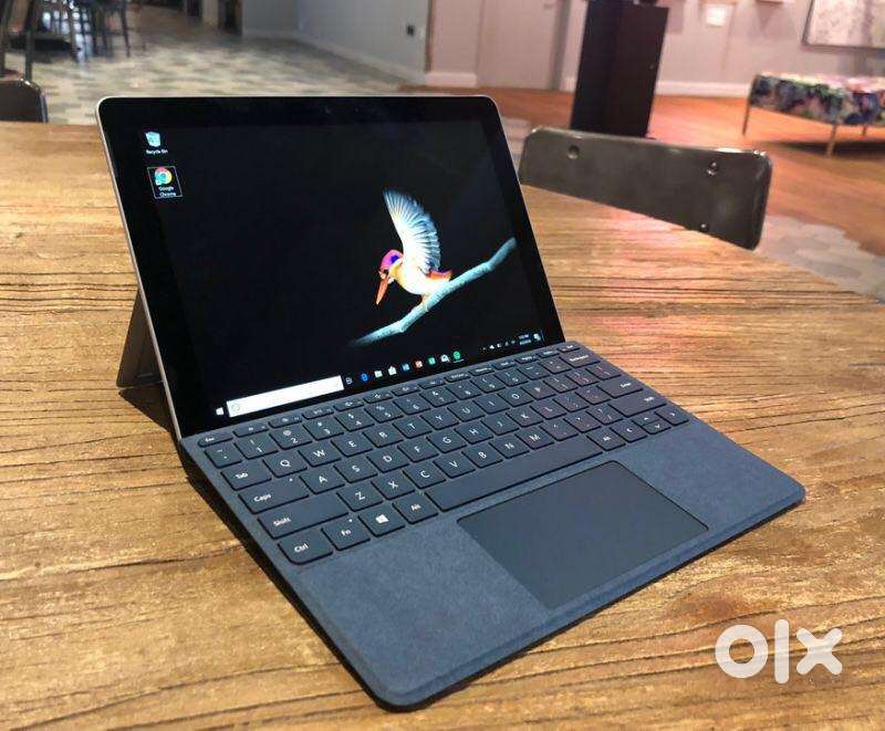 Microsoft Surface Go Tablet - 2019
