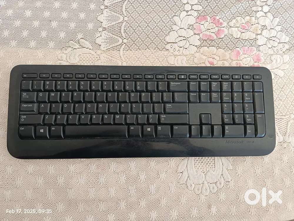 Wireless keyboard microsoft company with bluetooth