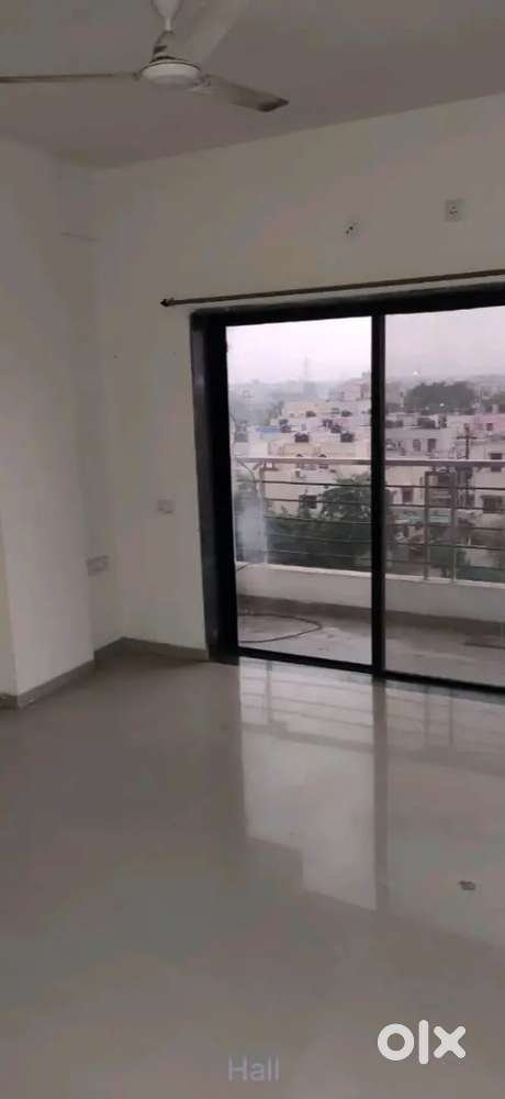 Need female roommate