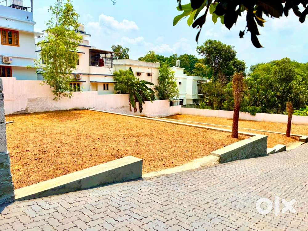 5 cent house plot ( land ) for sale kakkanad Edachira
