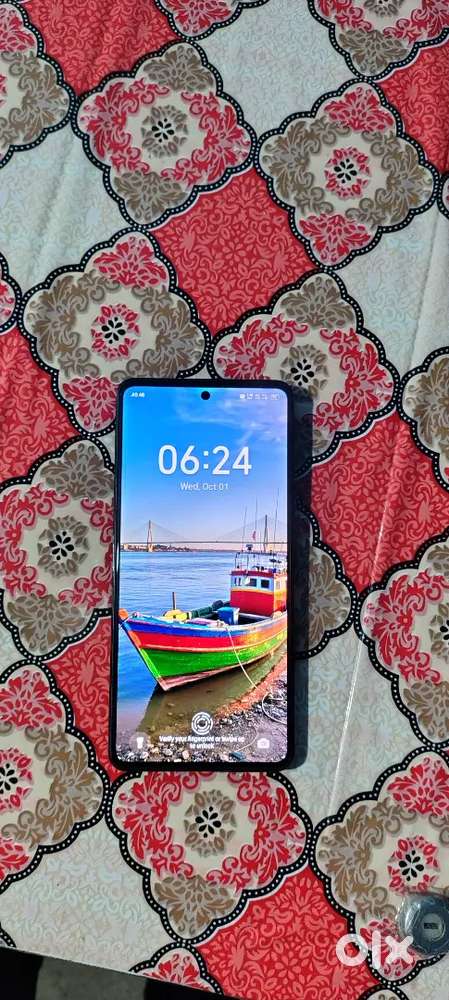 Bill hai Aur charger BHI hai Mobile Accha hai koi problem Nahi hai