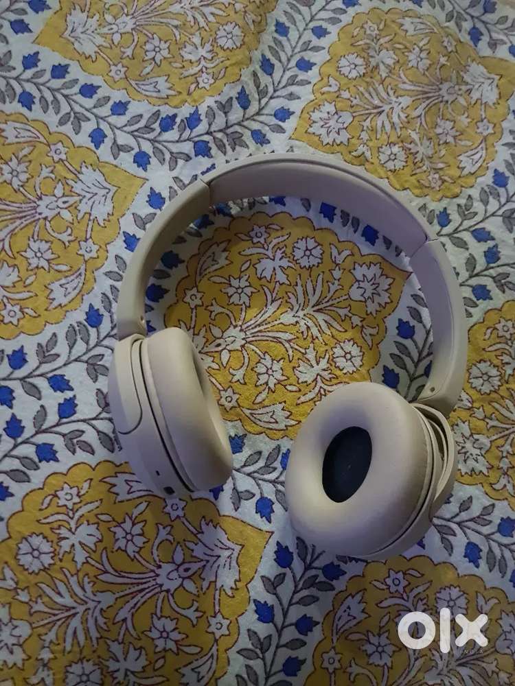 sony headphone ch520 3 months old