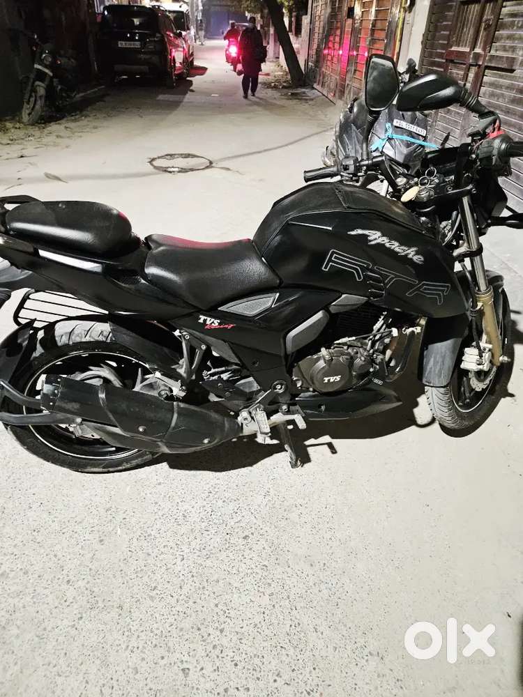 TVS APACHE RTR 200