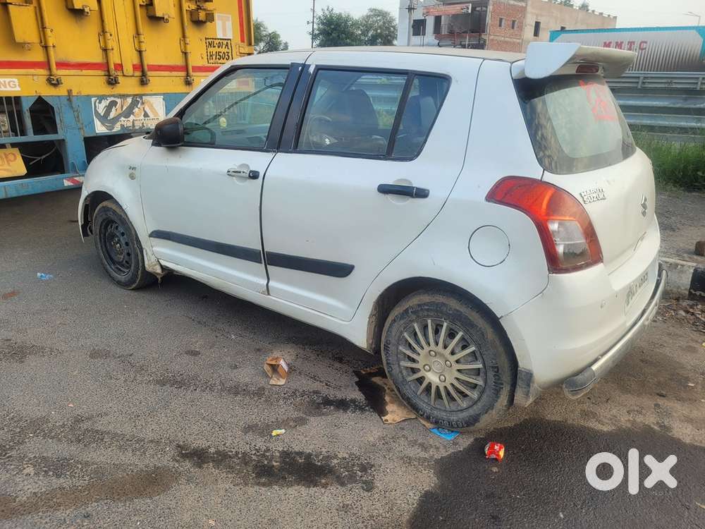 Maruti Suzuki Swift 2010 Diesel 140000 Km Driven
