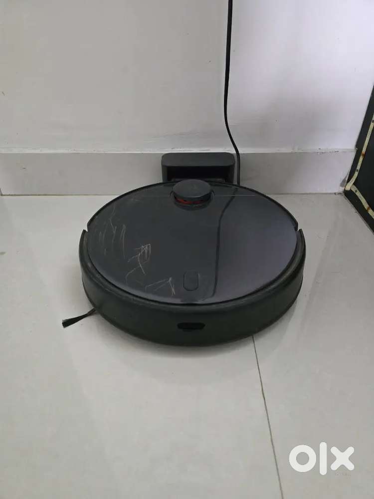Mi Robo vaccum cleaner