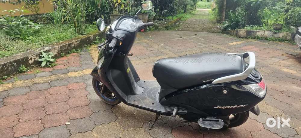 Good condition, little scratches