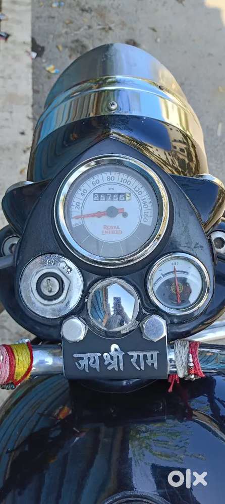 Well maintained, extra silencer,2 key,both new tyres, new battery