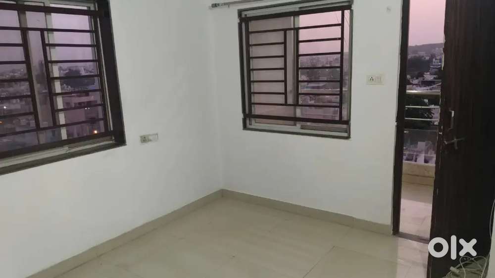 Rent for 3bhk flat semi furnished covered campus near aura moll.