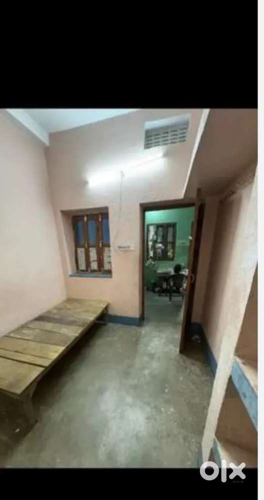 2rooms, 1 kitchen,1bathroom,1 hall