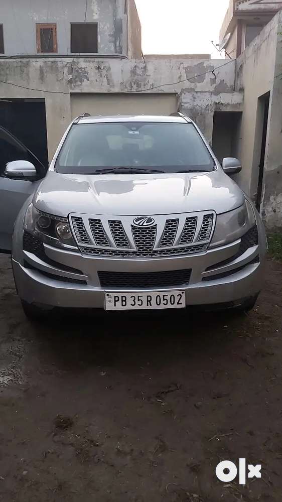 Mahindra XUV500 W8 2012 Diesel 96770 Km Driven all faction working
