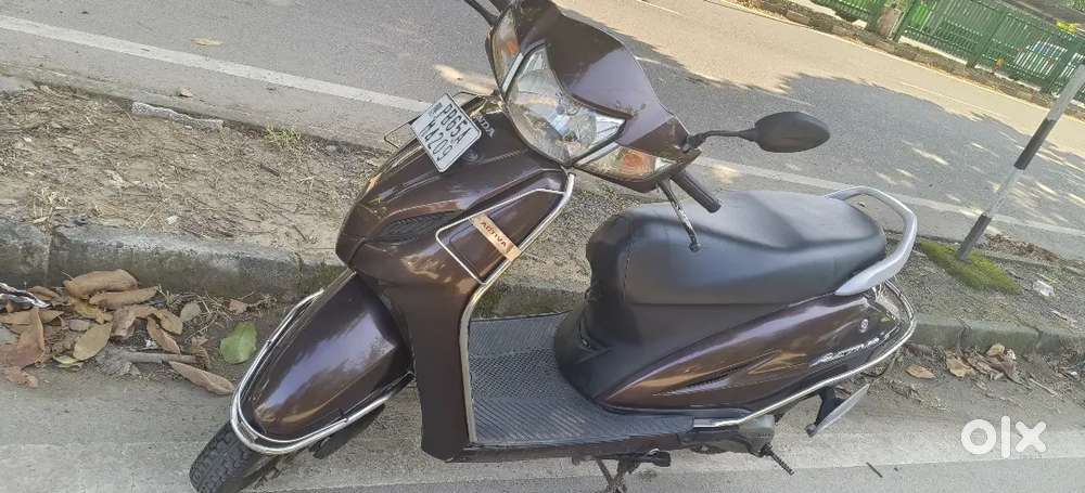 Activa 4g 2017 done 17000 km.