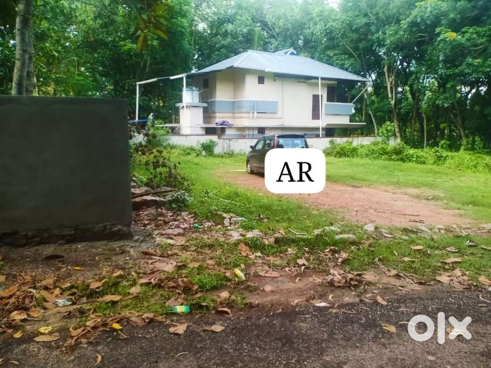 KANIYAPURAM KEZHAVOOR 50 METER'S FROM BUS SERVICE ROAD