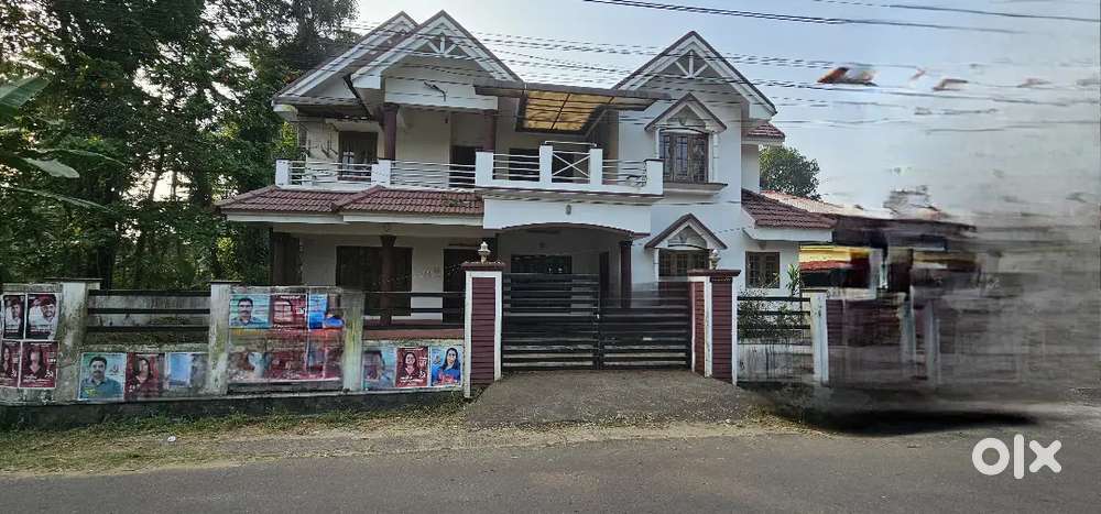 House for sale nearest Thrikodithanam kodinattumkunne  road