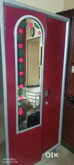 Metal bureo