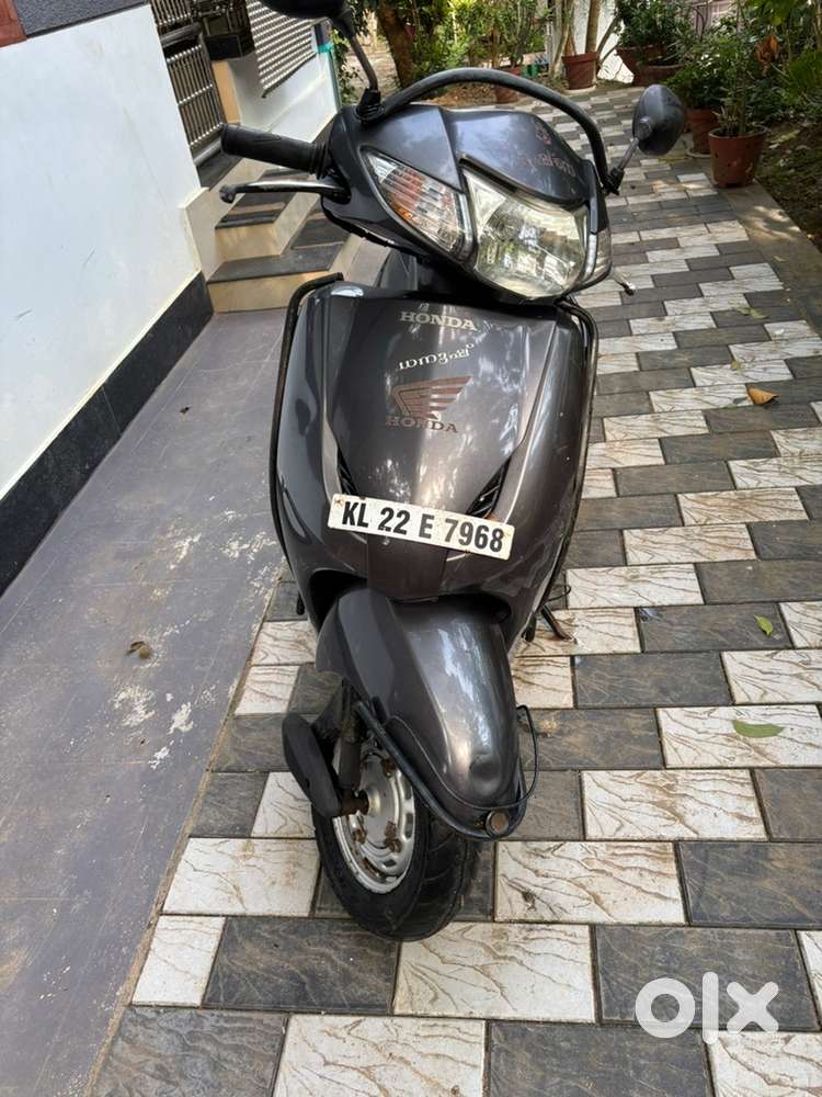Honda activa 2013 model