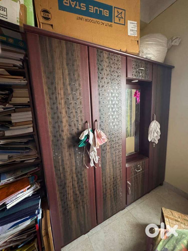 Beautiful and good wooden wardrobe