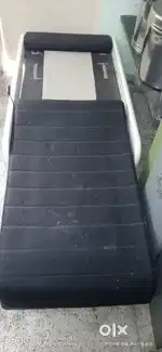 Massage bed