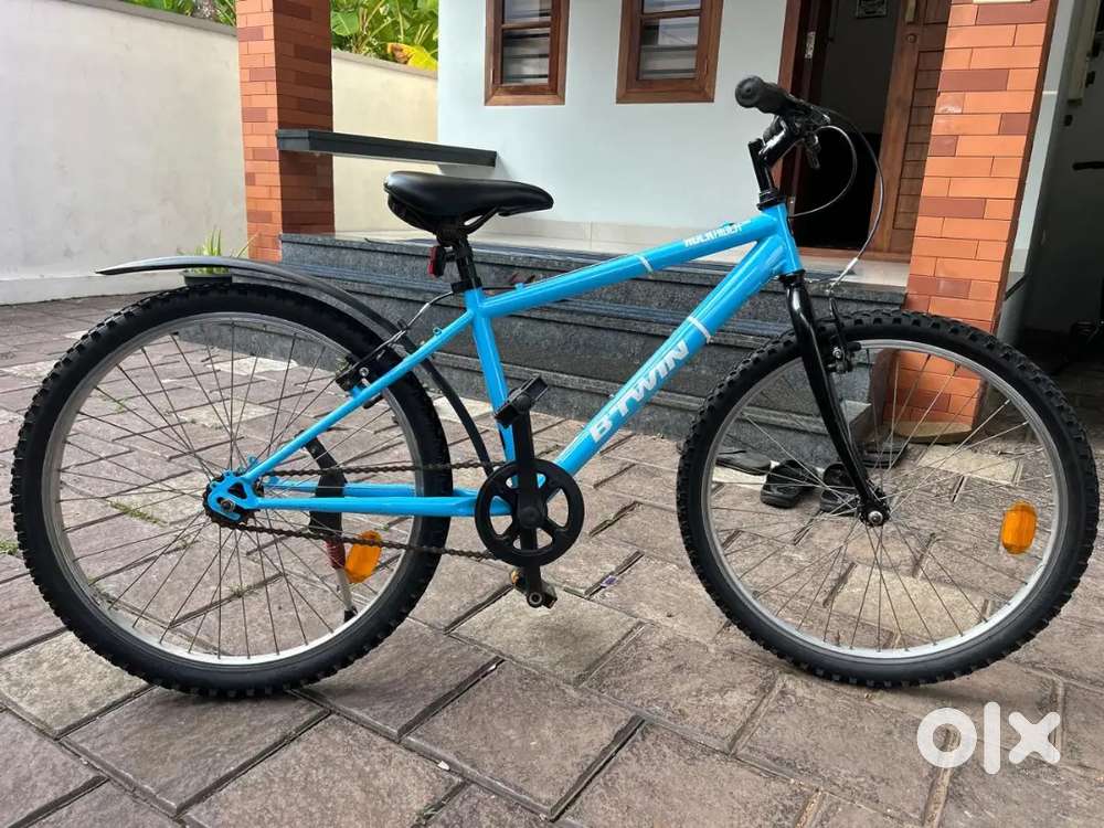 24 DECATHLON BYCYCLE