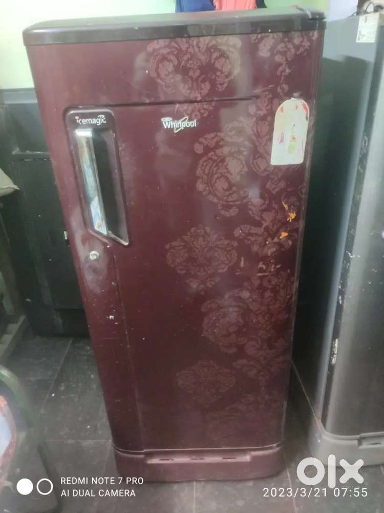 Single door fridge