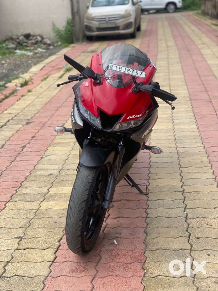 2018. 1 owner R15 v3