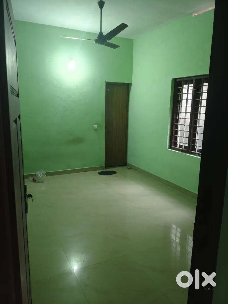 Roomates need 2 vacancy available