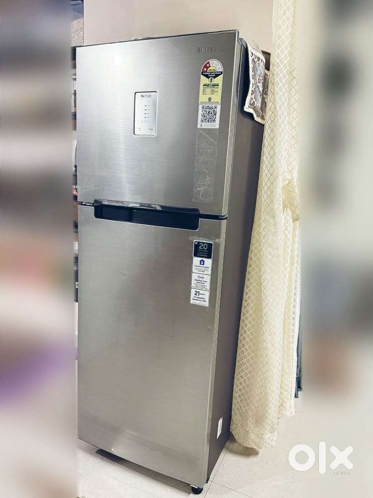 Samsung 253 litres 3 Star Frost  Free Double Door Refrigerator,