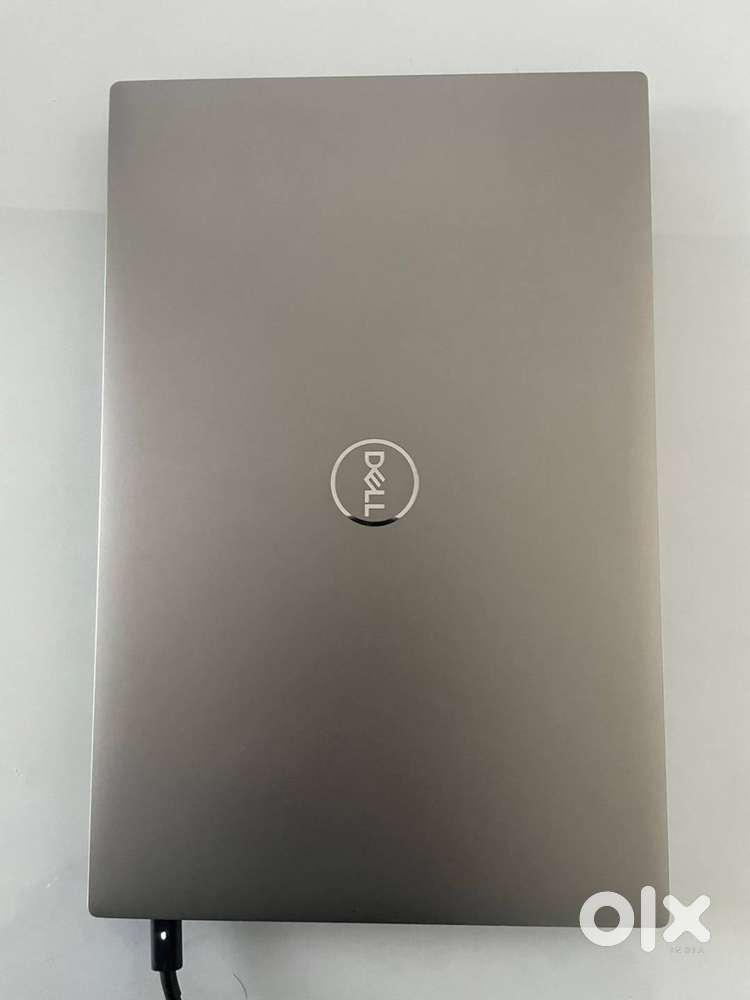 DELL Precision 5560 Laptop