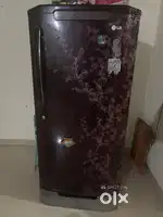 180 litre LG fridge