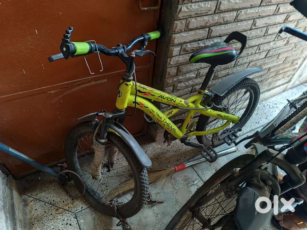 Avon cycle in mint condition for 5-10 years kids