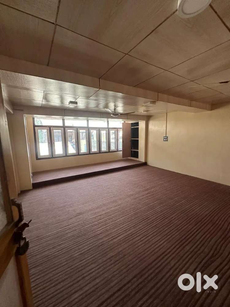 Rooms available for cloud kitchen available office nd godown