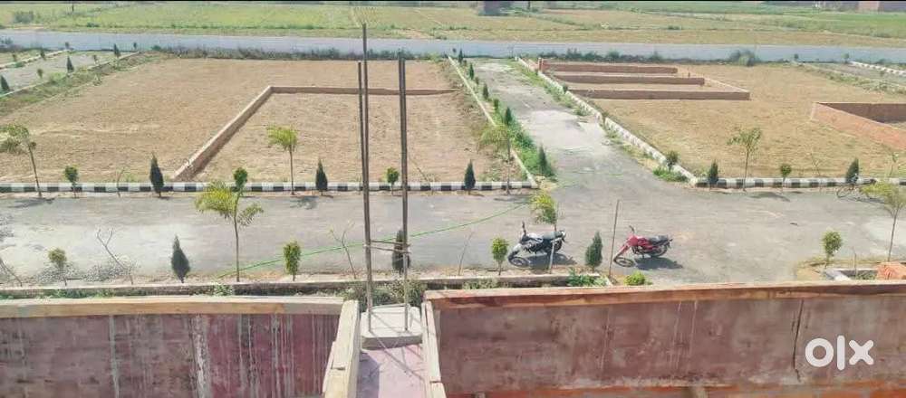 न्यू ईयर स्पेशल डिस्काउंट 10% छोटे प्लॉट पर सुल्तानपुर रोड पर