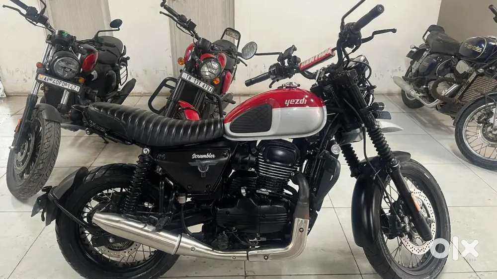 Yezdi scrambler 2022 model on sale