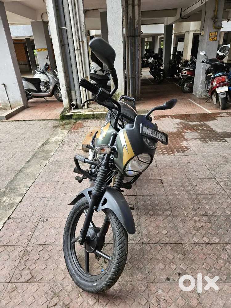 Bajaj CT 110 X