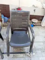 Chair 200 per piece