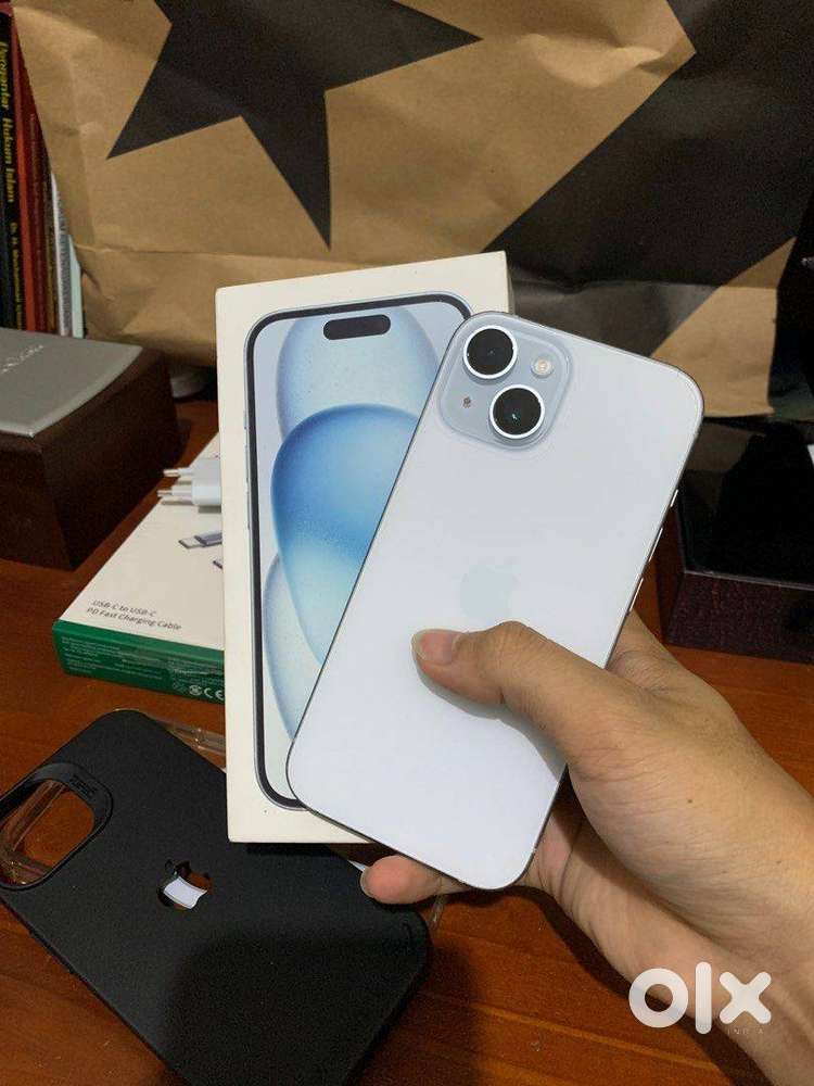 Selling Brand New 15 Good Condition,97% Battery ,Variant 128GB.  Warra