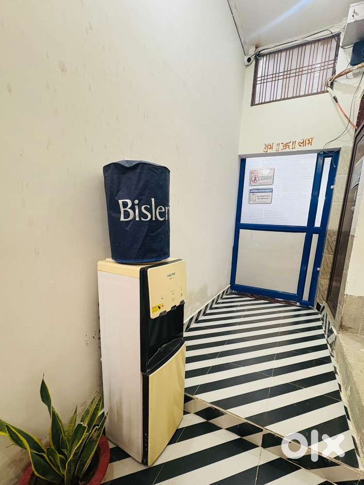 Newly Constructed Hall Furnished Office