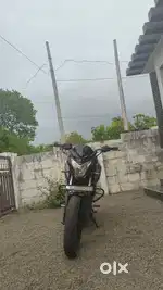 Bajaj ns 200 bs4