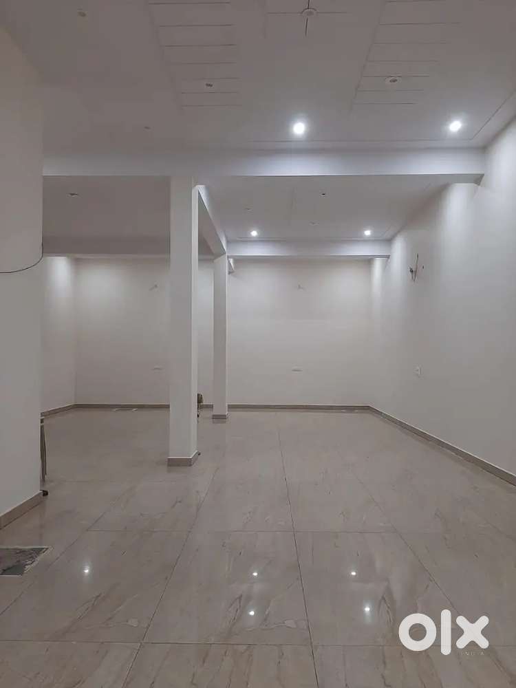 Multipurpose showroom