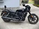 Brand New Showroom condition Harley street 750