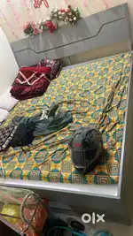 King size bed